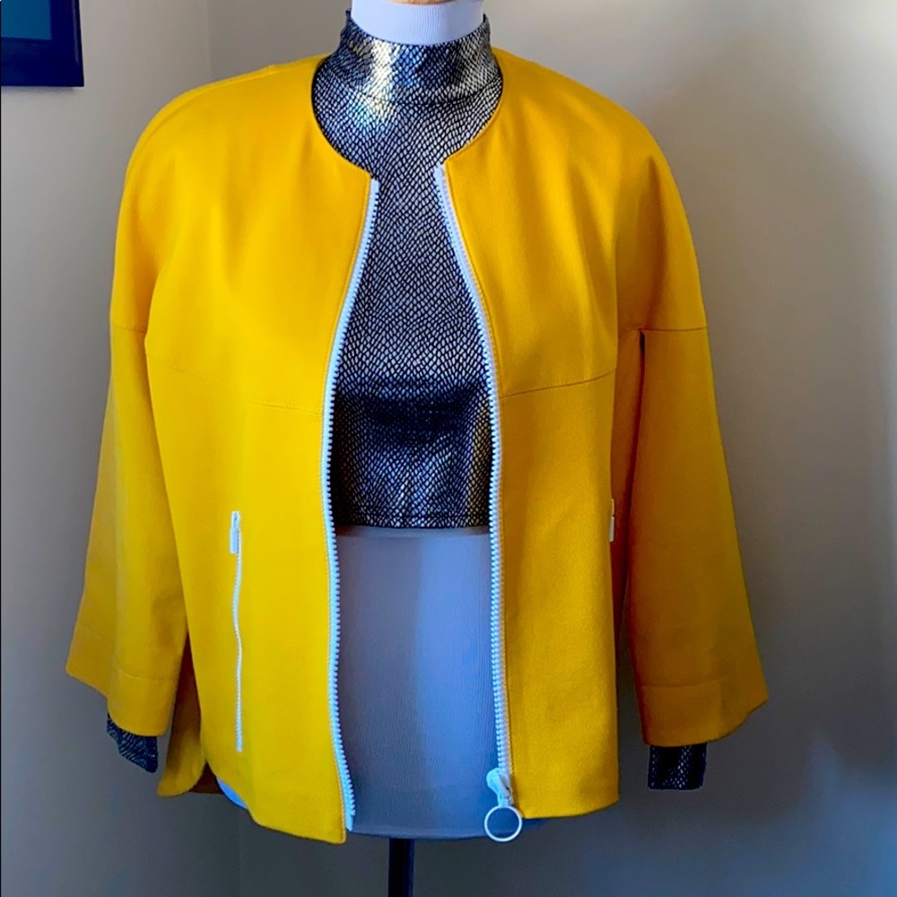 Akris Punto Bold Yellow Jacket